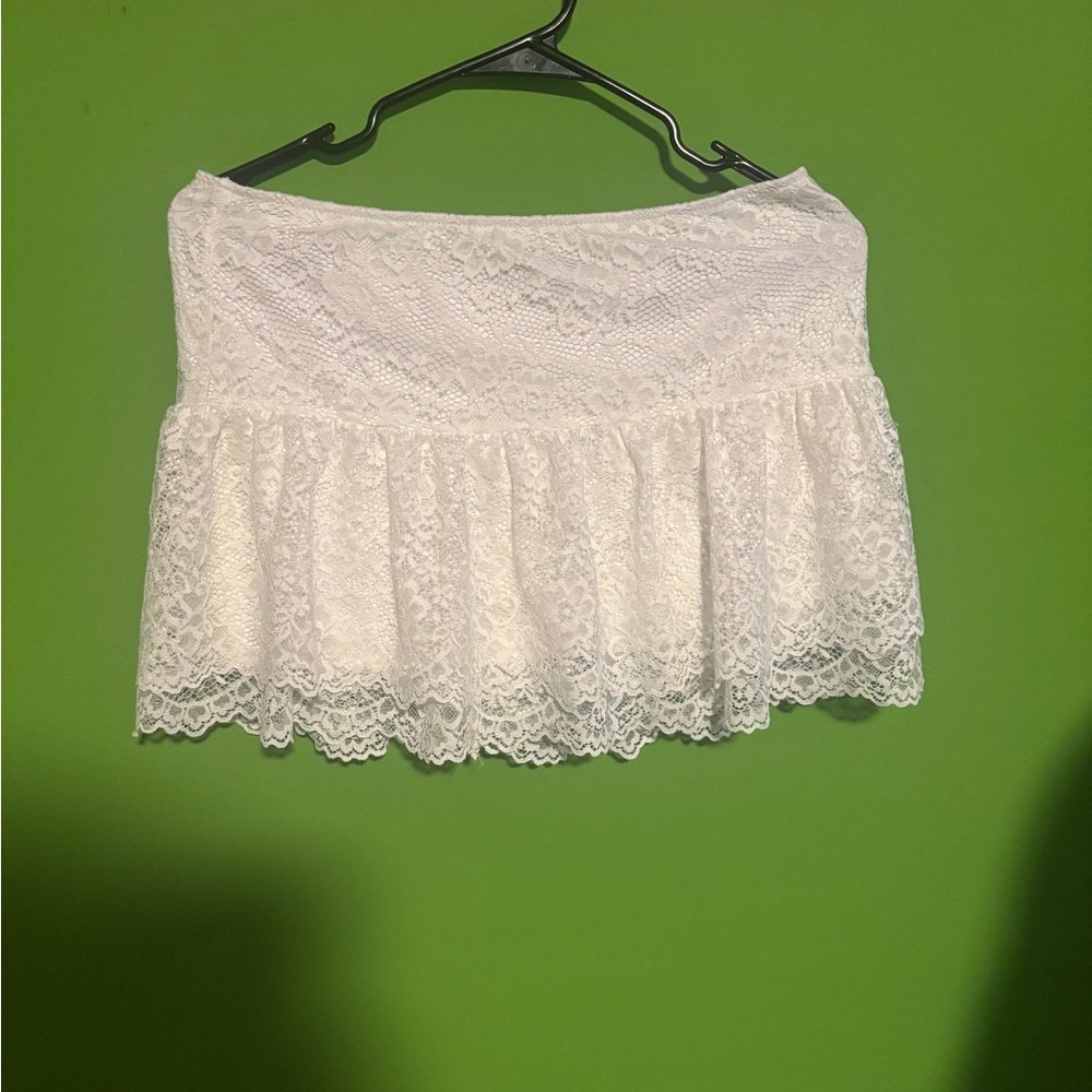 Elegant White Lace Skirt